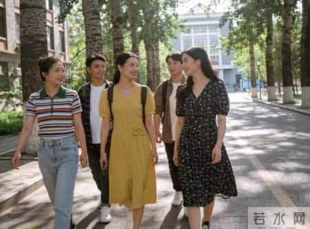 故事：我被卖进深山，“丈夫”不打不骂，还天天给我熬鸡汤