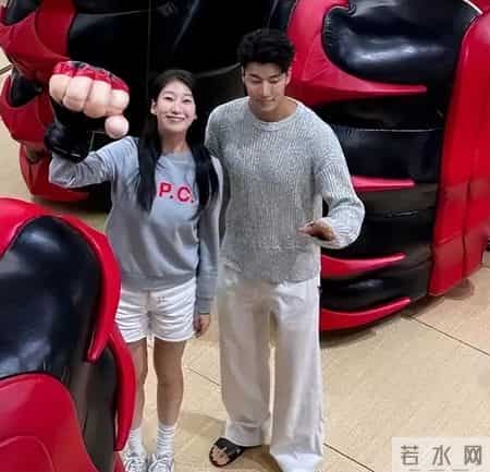 去年小姑子蹭我们车回家,路上花3000,她一分不出,今年我没惯她