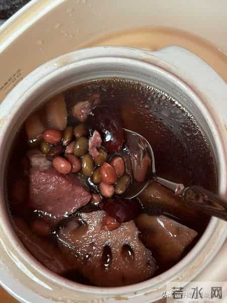 今日腊八，建议大家少吃牛肉羊肉，多吃4样，顺应节气，安康过冬