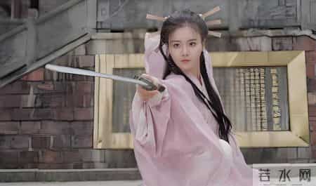 赵敏死后,张无忌在她珠冠夹层发现字条,上书:若我亡请教主弃她