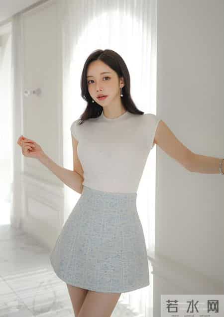 浅蓝格纹轻熟套装｜是柔光里的云柔甜美元媛