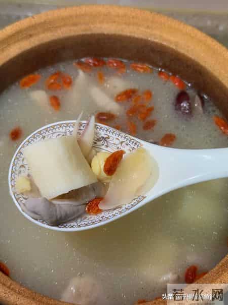 “腊八吃三白，来年病不来”，明日腊八，指的哪“3白”？别忘吃