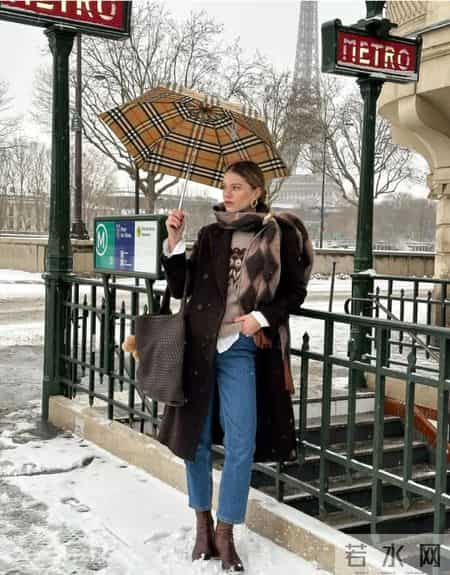 【博主穿搭】她把“英法混血”穿搭术玩明白了