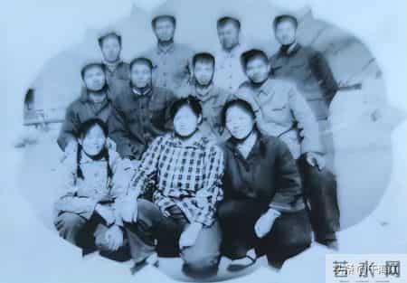 听王新国老师讲述新疆第四建筑工程公司（原兵团工一师二团）往事