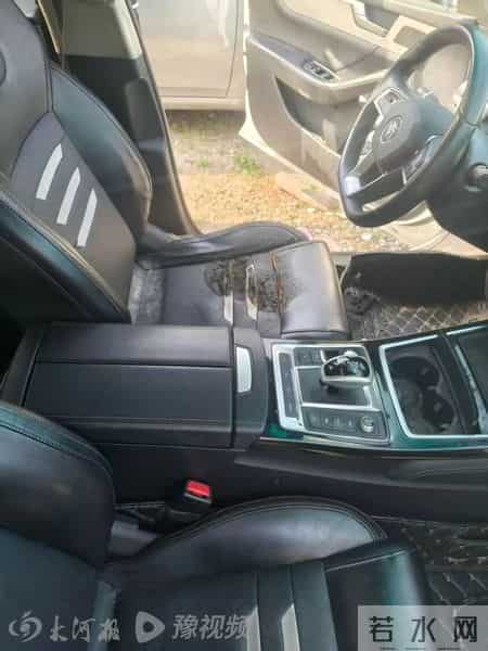 上海一司机加油站加油遇溢油,静电起火致全身49%烧伤,加油站被判担责后上诉称无过错