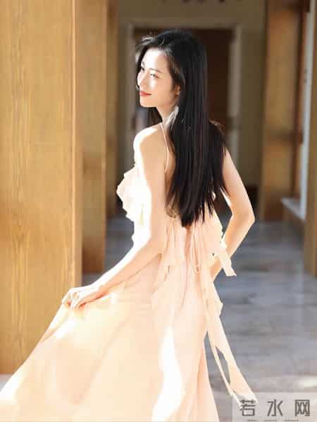 一年只穿一次，为那种“不像我自己”的时刻