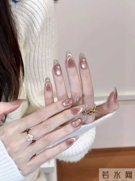 好特别的法式猫眼美甲！