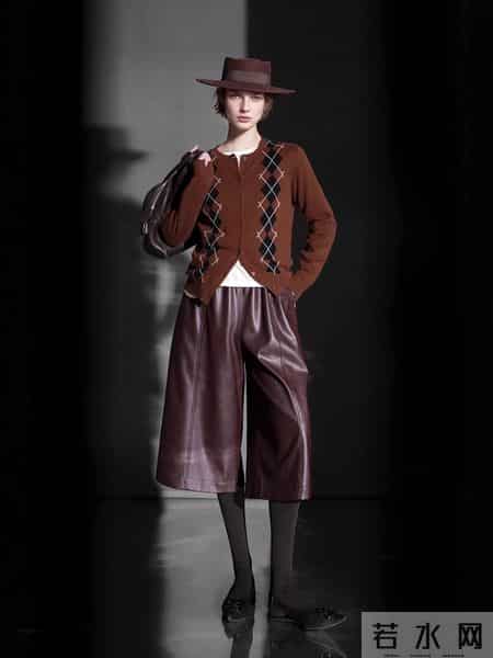 那些复古红色系穿搭 过年啦