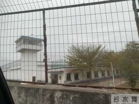 男性卖淫入罪，司法实践已无争议，但现实困境难解