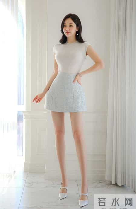 浅蓝格纹轻熟套装｜是柔光里的云柔甜美元媛