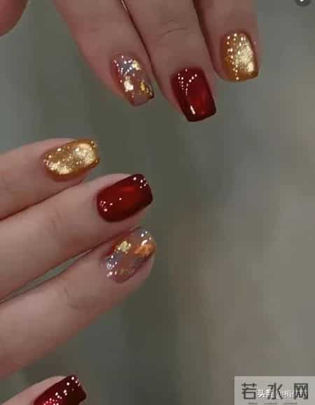 嘎嘎好看的美甲