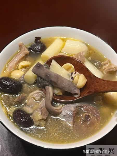 明日腊八，不管有钱没钱，别忘吃“腊八4宝”，精神抖擞迎新年！