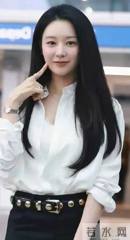 难怪全网男人都想娶她！这颜值貌若天仙，靓丽的风景谁看了不动心