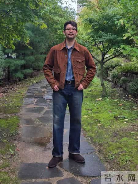 男士穿搭丨上班穿牛仔裤,西装外套这么搭,老板追着你加薪!