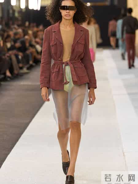 T台模特｜MM6 Maison Margiela 2026 春夏成衣