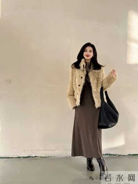 “高智感”穿搭今年冬天火爆了，优雅知性，时髦气质~