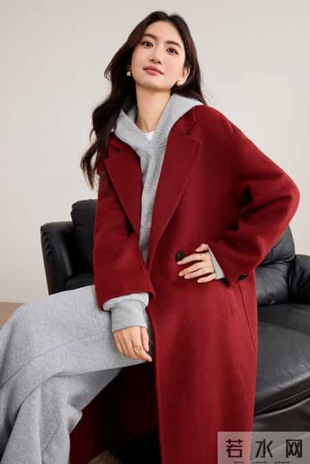 冬日超火的一组配色：灰+红，好看显高级！