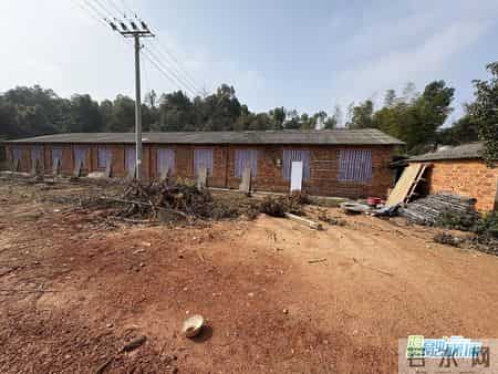 藏得深？查得准！汨罗查获非法储存烟花爆竹一千余件