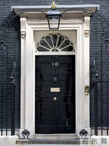 唐宁街10号对比人民大会堂