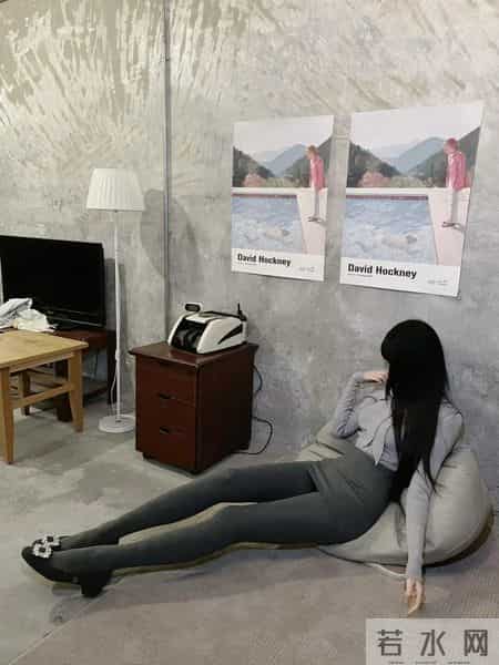 还是厚灰耐看，怎么搭都顺眼！