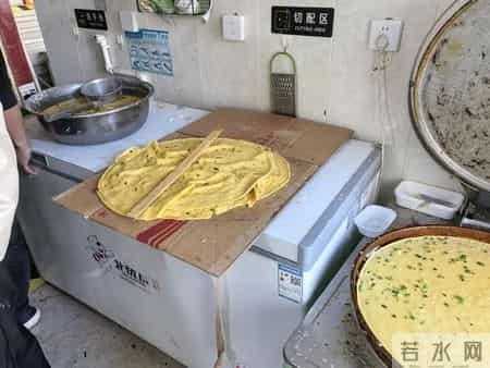 骑手举报“脏”外卖刷屏全网，网友：建议各地推广！