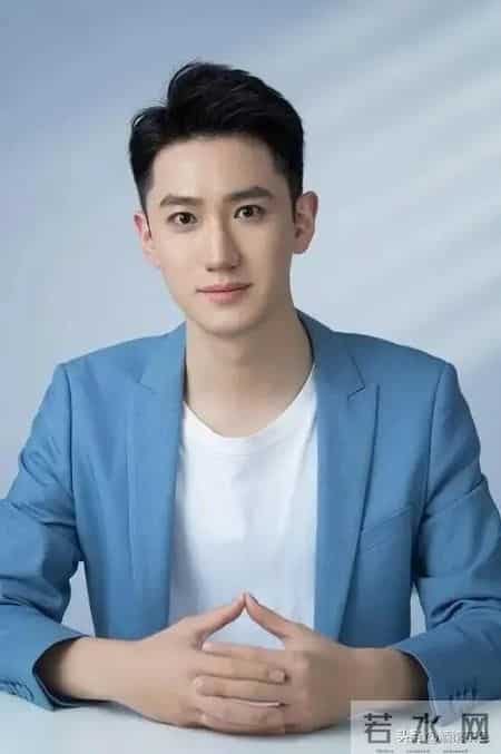 江苏主持人夫妻，同校同行还是同事，带娃播新闻，如今又喜获二胎