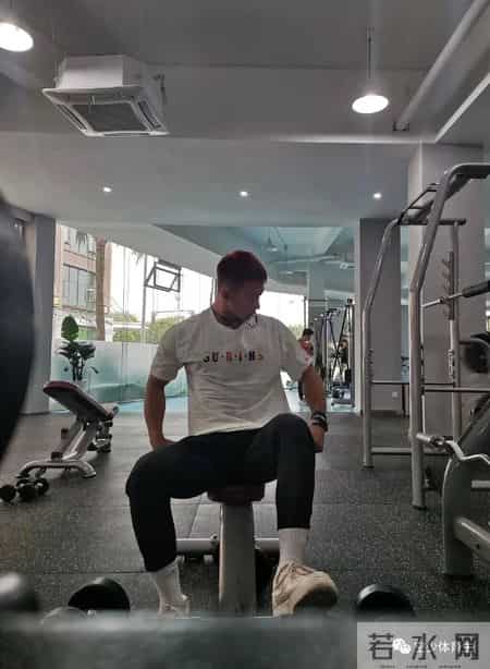 空少小哥哥，简直不要太帅了