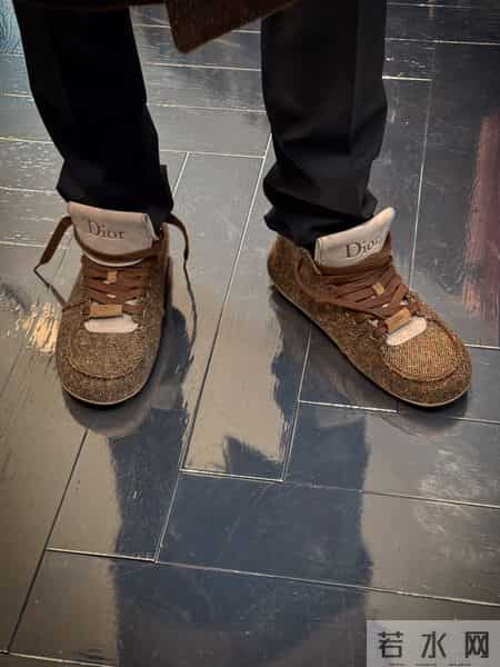 DIOR Roadie 球鞋再度回归，26 秋冬三款全新配色率先曝光