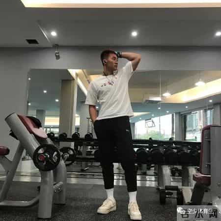 空少小哥哥，简直不要太帅了