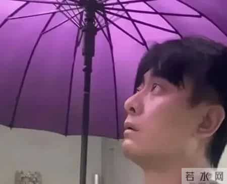 48岁演员陈龙现状曝光！住上海1.2亿豪宅，漏成“水帘洞”：这点风雨算什么