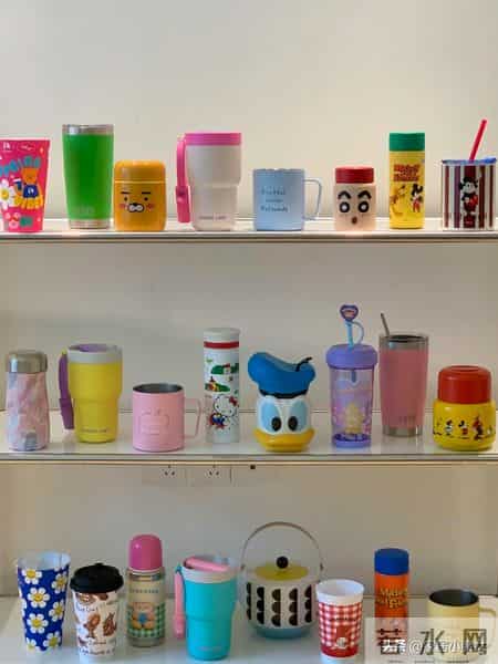 断舍离后：2026年了，“这7样”东西再也不买，费钱又徒增烦恼！