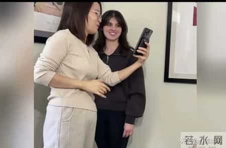 在美提前过年A妈一桌中餐,茉莉瘦一圈姥姥住半年要回国?