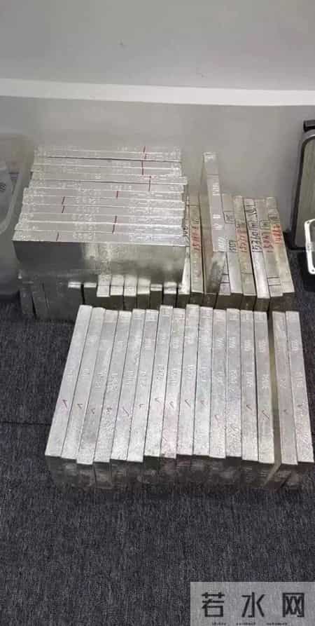 一块银砖半年猛涨26万！市面“一银难求”，它比黄金还“疯”？