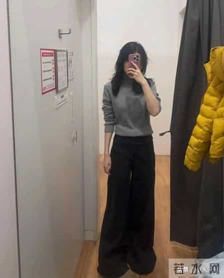 158小个子亲测！优衣库这件打底衫，开春穿它显高10cm！