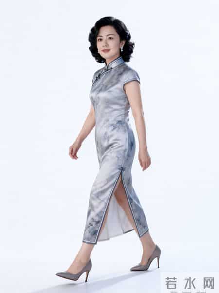 40+穿旗袍别瞎买！莫兰迪配色=优雅天花板