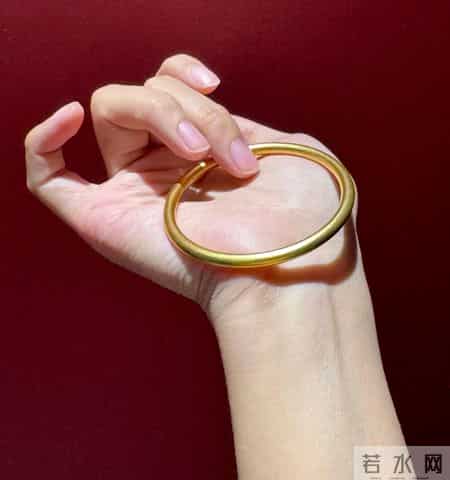 黄金手镯买古法还是亮面？一篇讲透，不再纠结