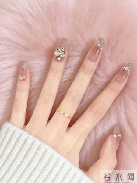 谁的美甲这么仙~闺蜜碰头款来啦