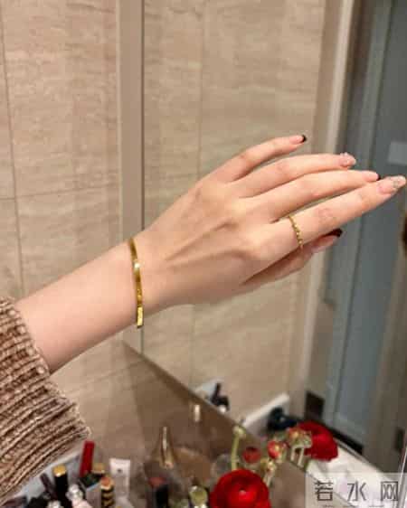 20克金手镯有多细？上手温柔感直接拉满