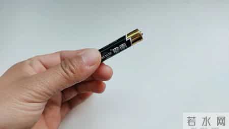 冬天出门时，记得带一节废旧电池，好多人还不懂，看完涨知识了