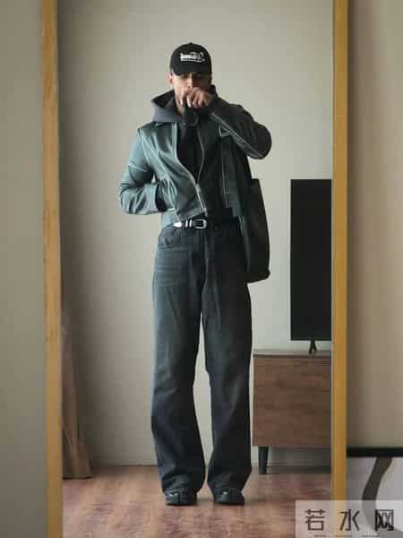 男士穿搭丨上班穿牛仔裤,西装外套这么搭,老板追着你加薪!