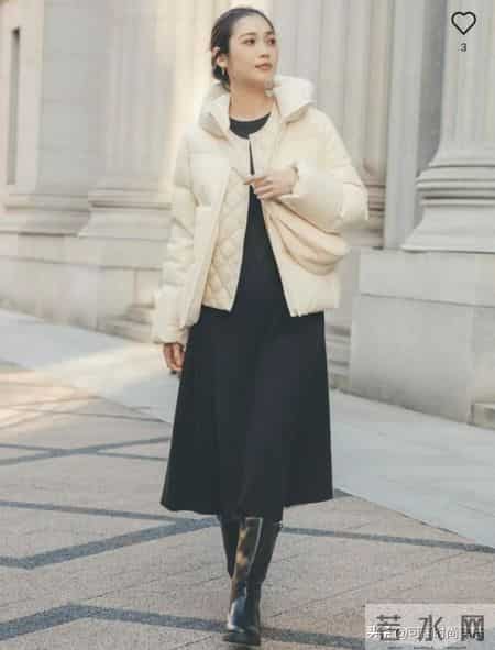 50+裙子最出彩的穿法是：上下反差