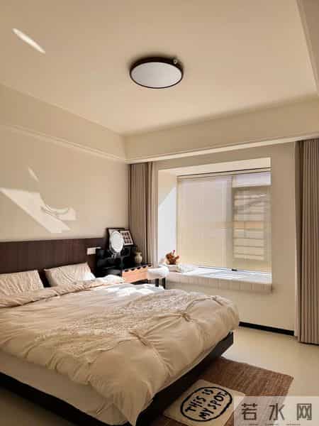 上海一夫妇晒出30万装修的家，看了才知道什么叫高级，客厅是亮点