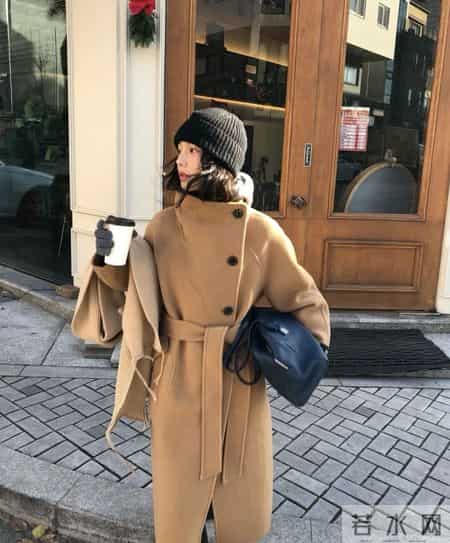 懒人配色法则:有这4个颜色,秋冬穿搭再也不发愁!