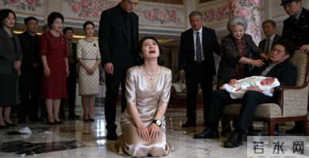 小姨子儿子满月酒，我提前冻结了妻子的所有银行卡，结账时她不停催我，我冷笑：你不是说你姐夫年薪百万吗