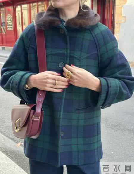 【博主穿搭】她把“英法混血”穿搭术玩明白了