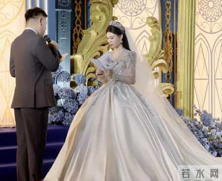 新郎晒44张婚纱照，仅有6张新娘正脸，其余大半是母亲，女方回应