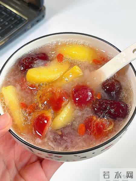 冬煮苹果水,内热自己退!3种神仙搭配,养脾胃,补津液,身体棒