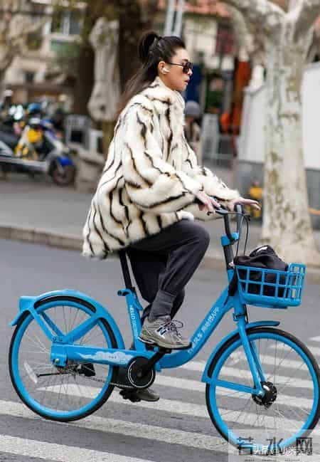 上海降温到5度，街头潮人已经把“保暖+时髦”玩明白了