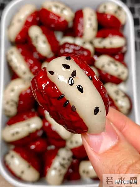 它是“穷人的阿胶”，每天吃3颗胜过1只老母鸡，滋补气血又养颜