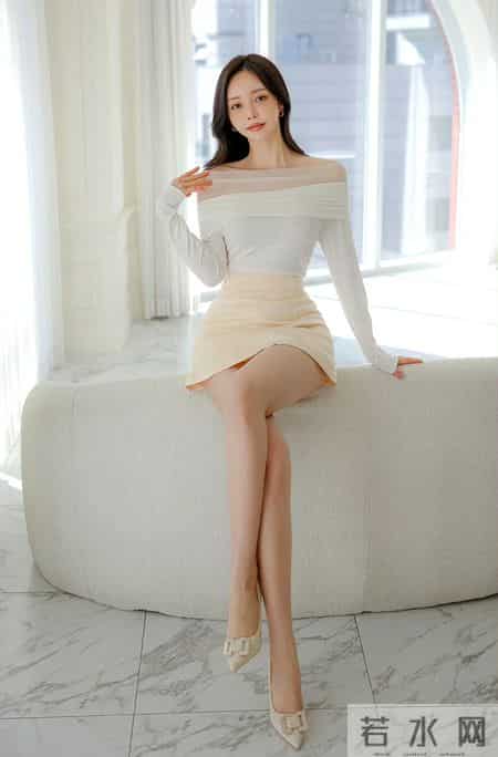 米白柔纱轻熟套装｜是纱帘里的奶油甜柔美人